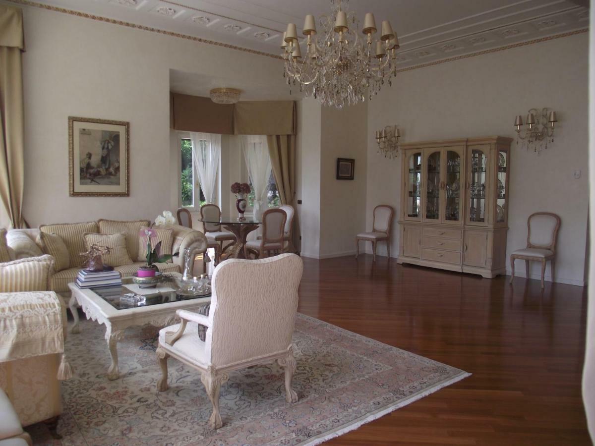Villa Castiglioni Luxury Apartment Laglio Esterno foto